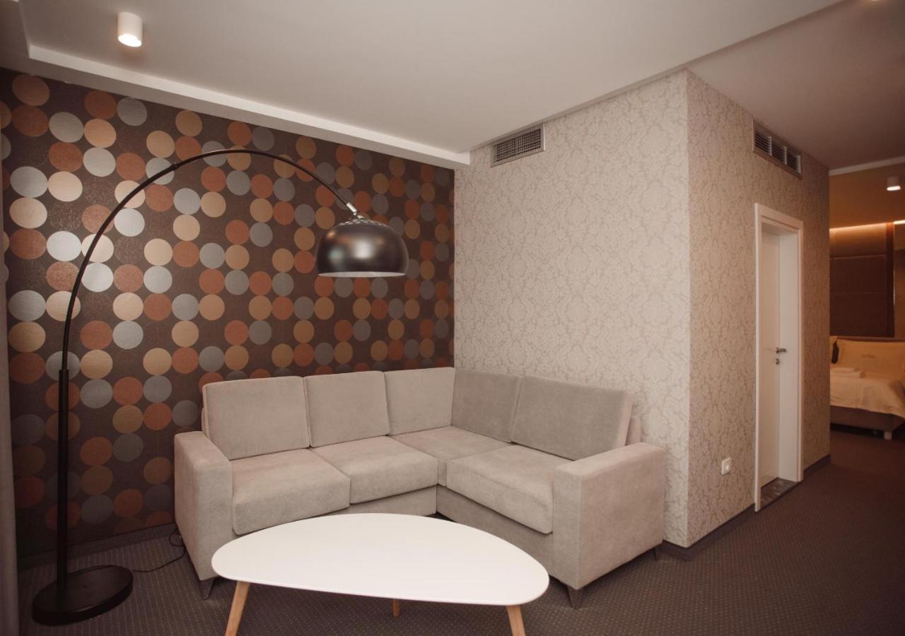 Hotel Chicago شكودر المظهر الخارجي الصورة