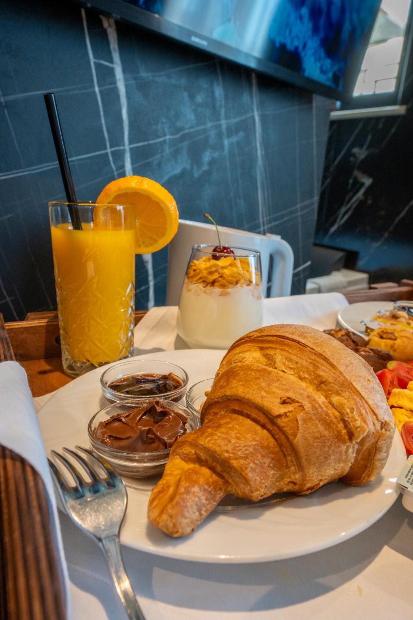 Hotel Chicago شكودر المظهر الخارجي الصورة